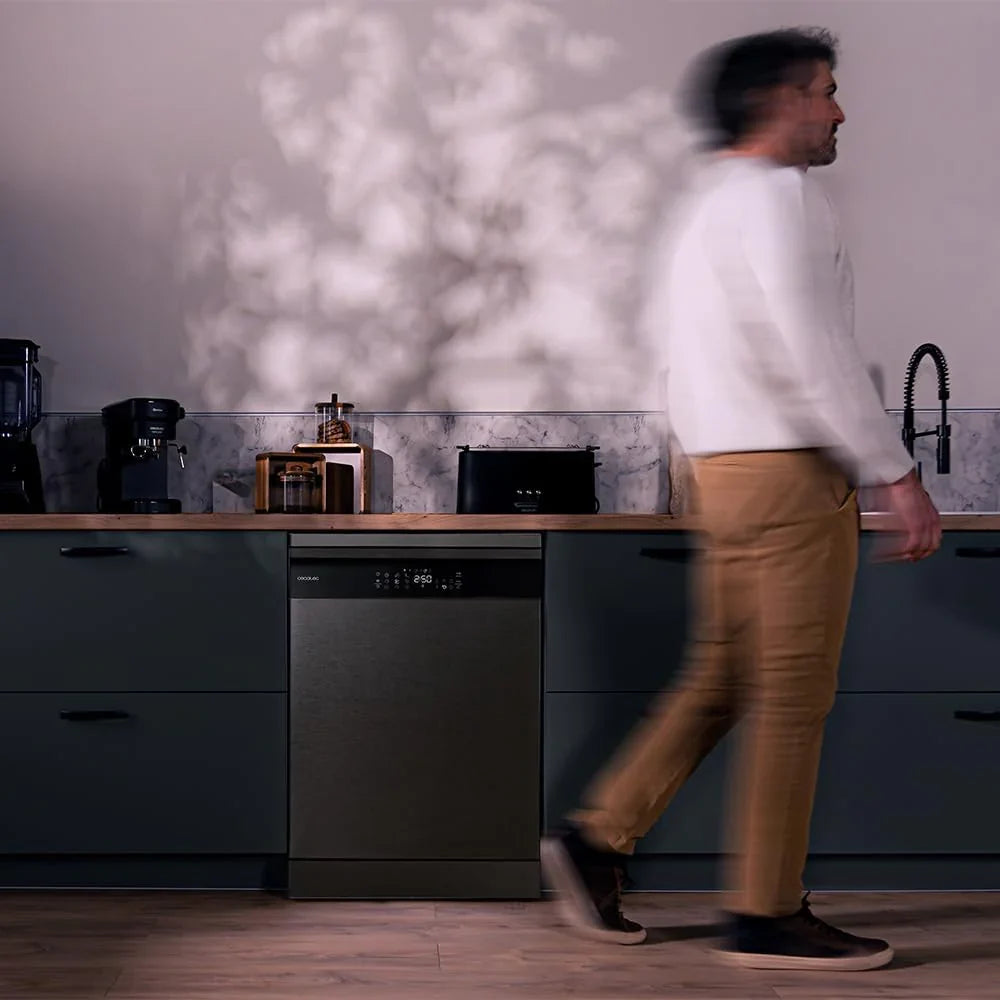 Cecotec Zmywarka 60 cm Bolero Aguazero 6800 Dark A. 14 sztućców, niskie zużycie energii, silnik inwerterowy Plus Duo, 8 programów, mycie automatyczne, czyszczenie parowe, czyszczenie wewnątrz i
