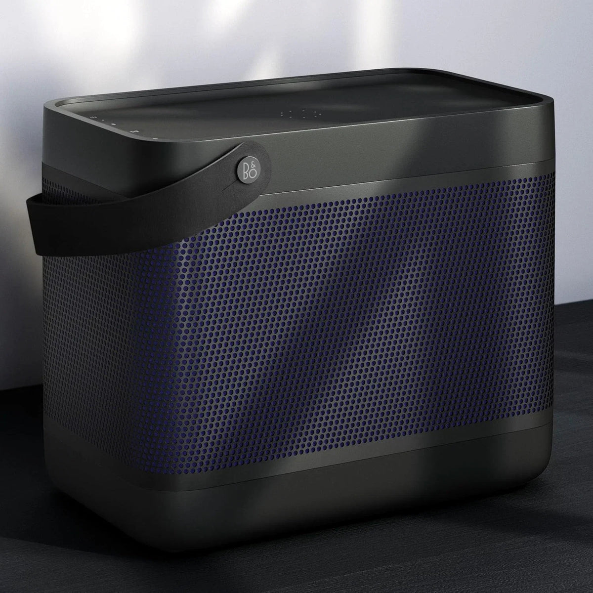Bang & Olufsen Beolit 20 Przenośny głośnik z bluetooth, z ładowaniem bezprzewodowym, głośny dźwięk 360 stopni, głośnik do domu i na zewnątrz, ładowarka Qi do telefonu - Grey Mist