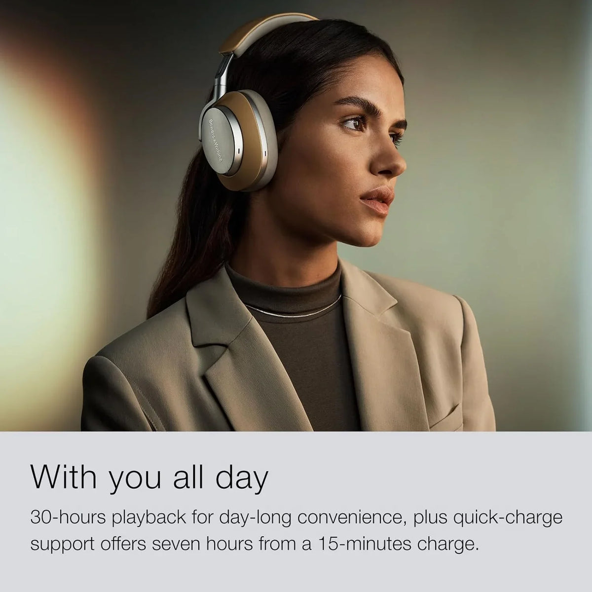 Bowers & Wilkins FP42978 PX8 bezprzewodowe słuchawki nauszne z Bluetooth i redukcją szumów, beżowe